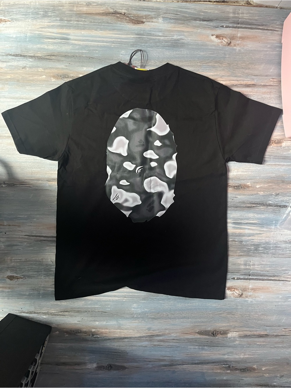 Black graphic bape-Tee